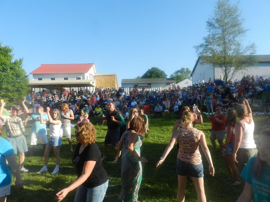 Mallow Run Concert Tastes Like Chicken Tastes Like Chicken Rocks